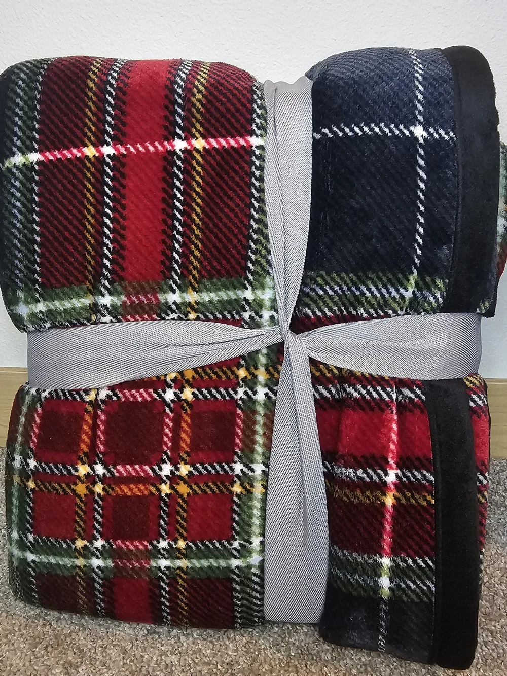 Better Homes And Gardens Red Black Green Plaid Sherpa Throw